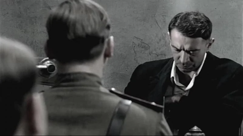 Кадры из сериала Ликвидация (2007)